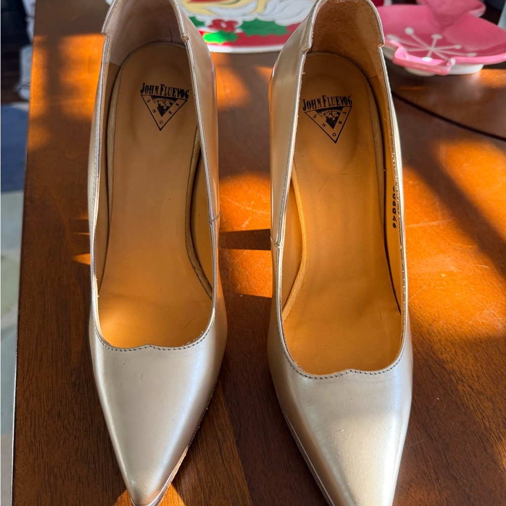 John Fluevog Women's Gold Heels